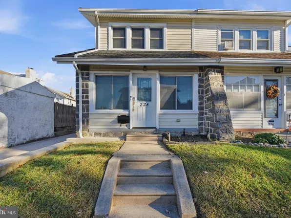 228 Stanley Ave, Havertown, PA 19083