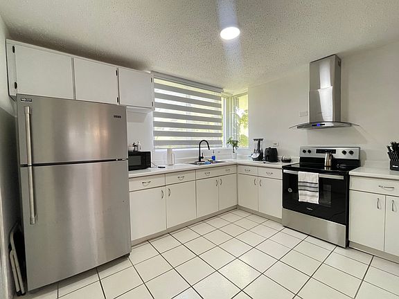 cocina(nevera y estufa no incluida)