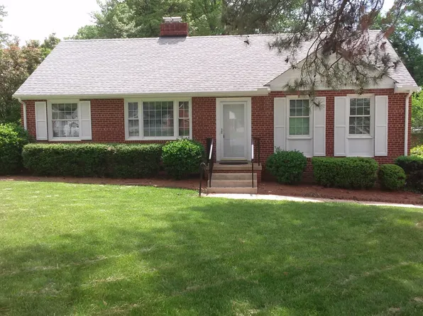 8701 Holly Hill Rd, Henrico, VA 23229