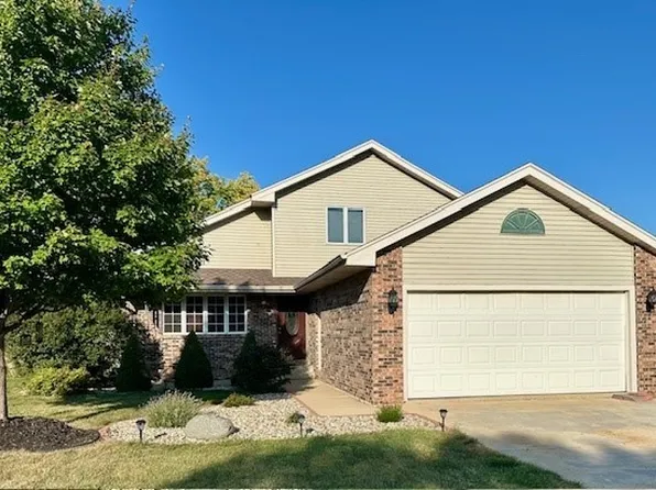 1341 Mill Pond Rd, Bourbonnais, IL 60914