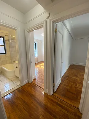 Rented by Peter R. Hungerford, LREB | media 10