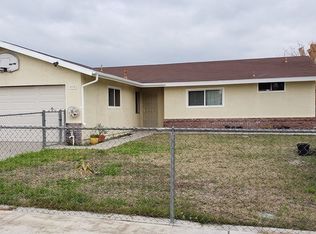 8195 Laurel Ave, Fontana, CA 92335