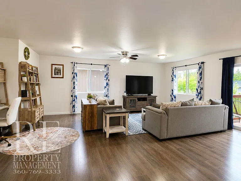4250 SE Horsehead Way — Photo 4