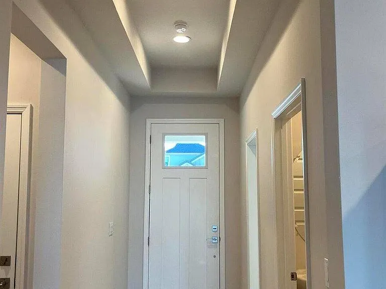 2609 Pangea Cir — Photo 2