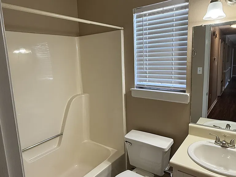 4082 Spencer St — Photo 11