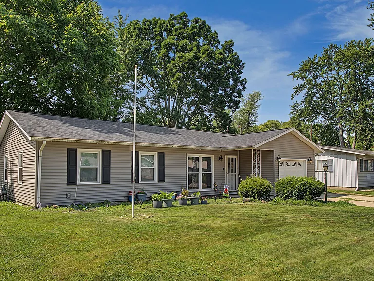 2509 Sheridan Dr — Photo 4