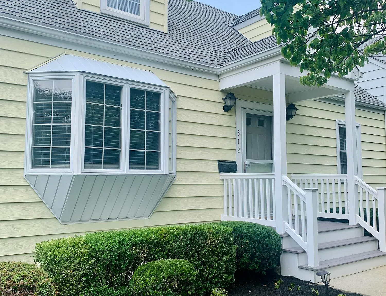 4 bed, 1480 sqft, $3,500 — Photo 2
