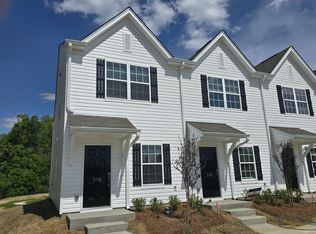 3156 Fall Hills Dr, Winston Salem, NC 27103