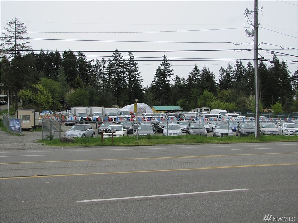 1st image of 8112 Pacific Hwy E