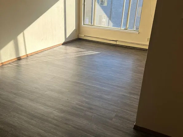 The Heights Apartments