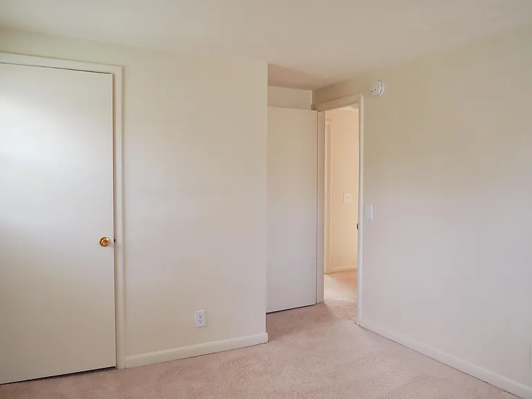 1127 Edgewood Ave — Photo 10