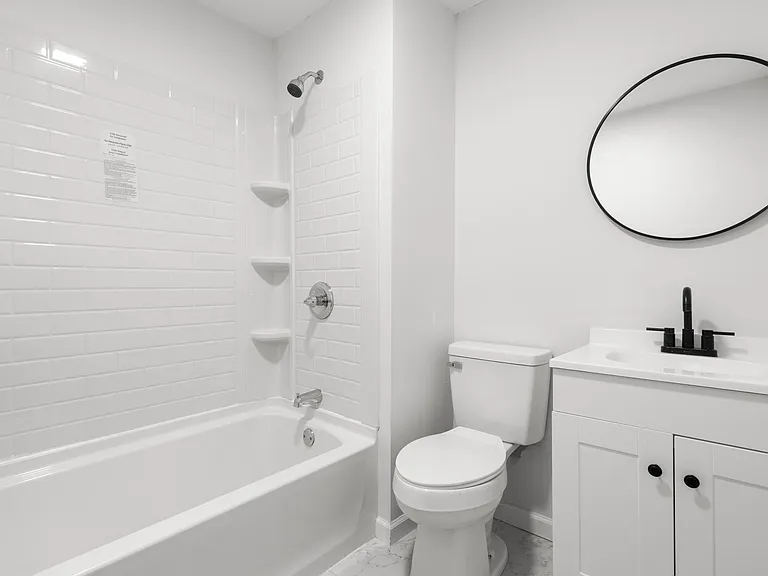 146 Hobart St #1 — Photo 6