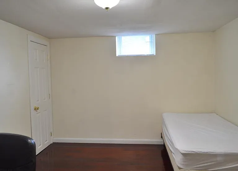 1022 E Colvin St — Photo 13