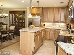 5542 Falmead Rd, Fairfax, VA 22032