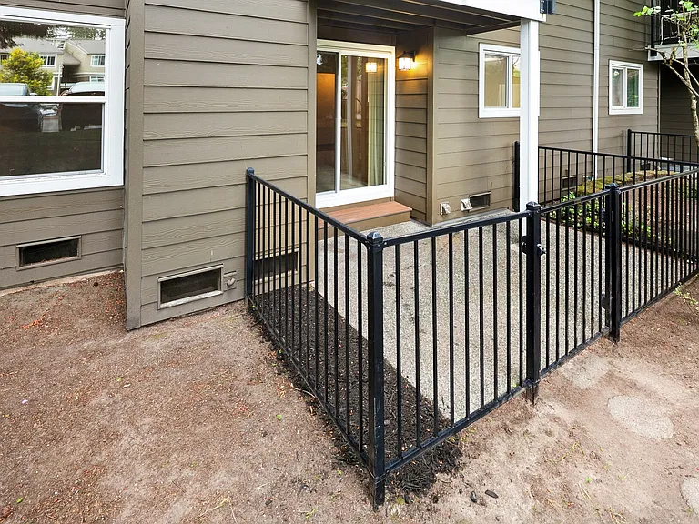 820 Cady Rd #H102 — Photo 14