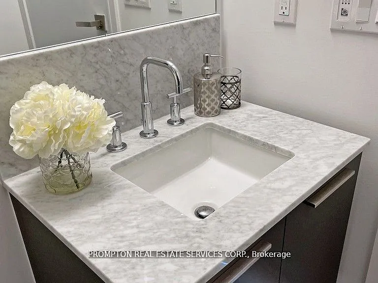 3 Gloucester St #3701 — Photo 11