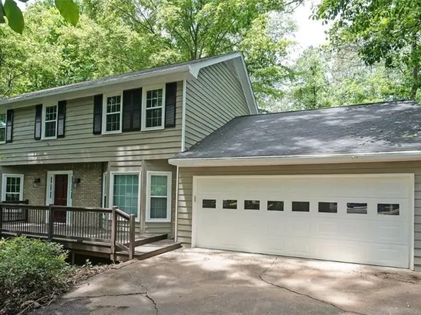 295 Lakemont Dr, Roswell, GA 30075