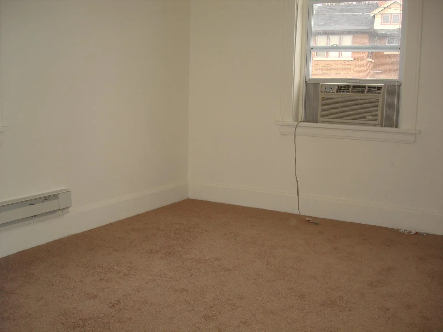 1 bed, $910 — Photo 3