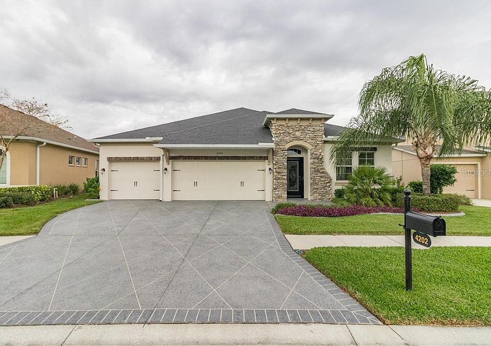 1st image of 4202 Windcrest Dr