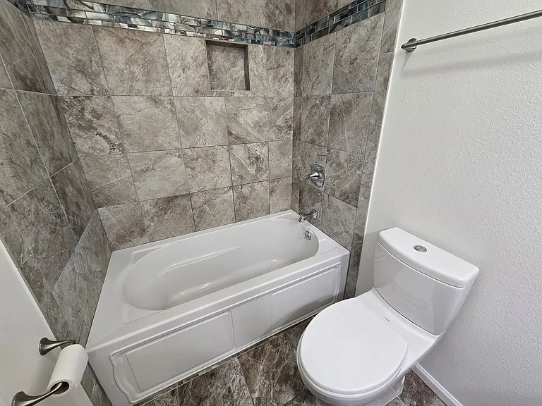 595 Manhattan Dr #203 — Photo 14