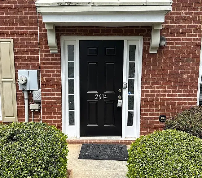 2614 Parkway Trl — Photo 3