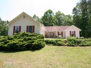 27 Parrot Ln, Dawsonville, GA 30534