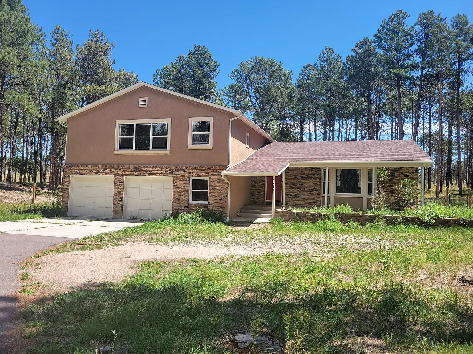 4 bed, 2349 sqft, $2,900 — Photo 1