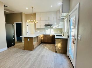 9386 Bixby Ave, Garden Grove, CA 92841