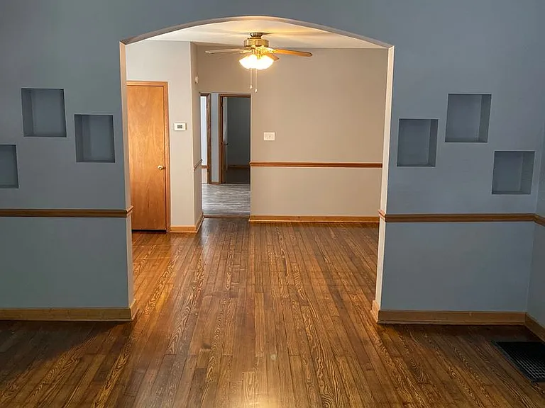 4600 Heidelberg Ave — Photo 2