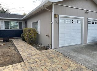 22572 Alcalde Rd, Cupertino, CA 95014
