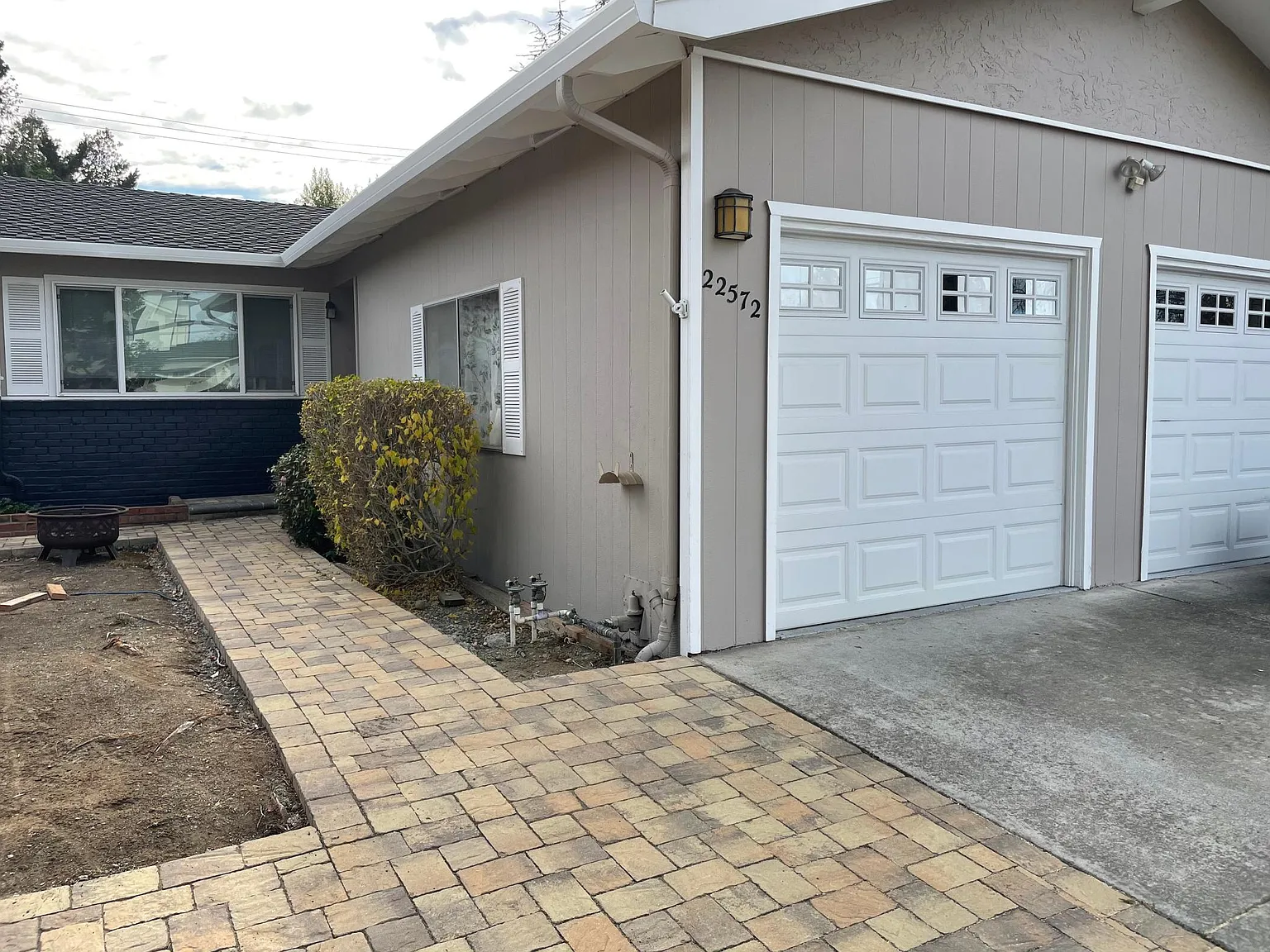 22572 Alcalde Rd photo 1