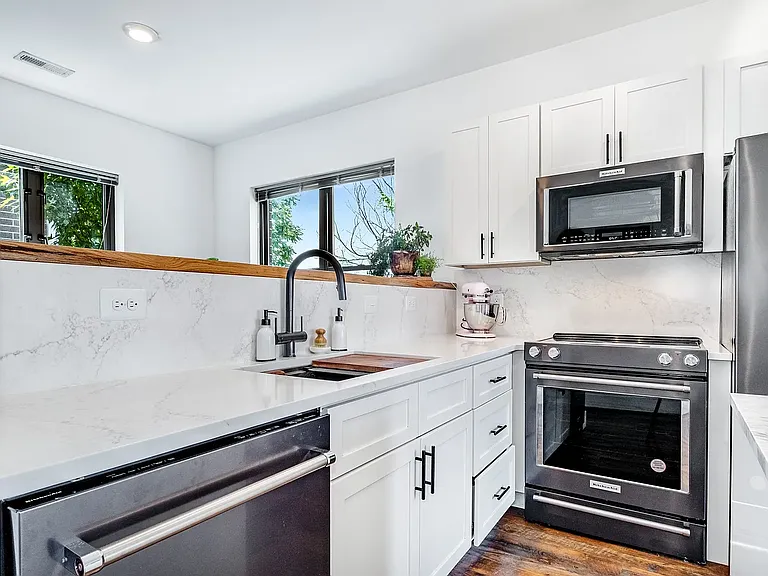 1225 4th Ave S #108 — Photo 7