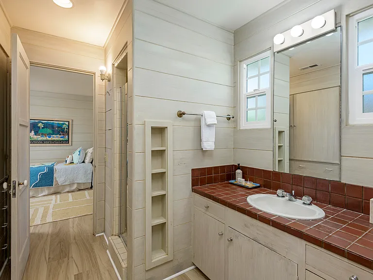Full bath with shower in between the 2nd king and our twin bedroom.
