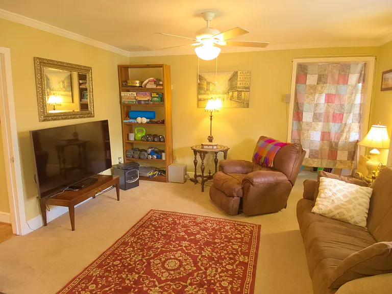 1831 Oxford Ave SW #D — Photo 6