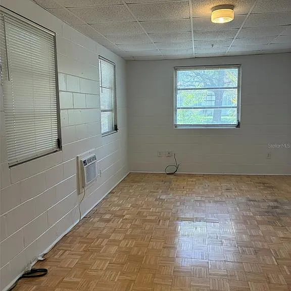 2515 Formosa Ave — Photo 10