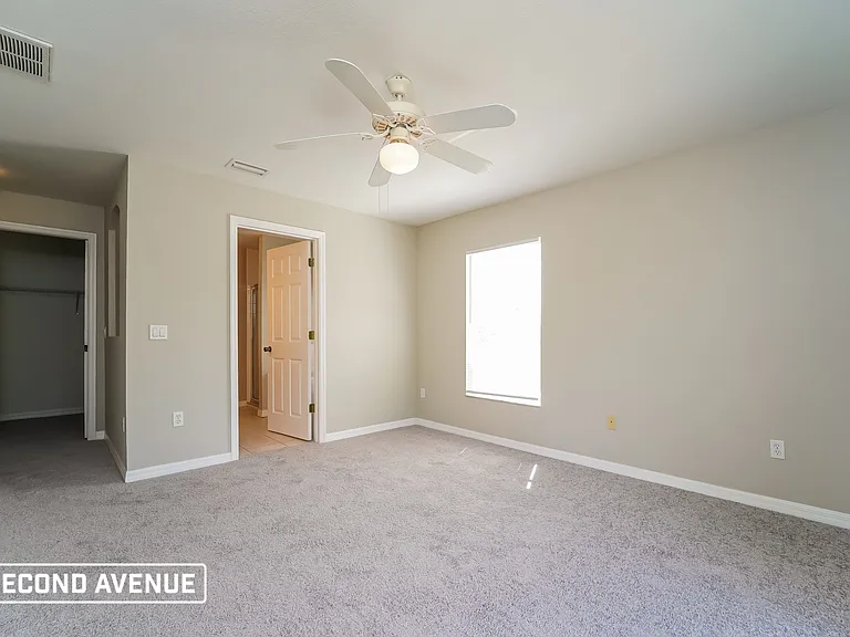 3653 Valley Ter — Photo 11