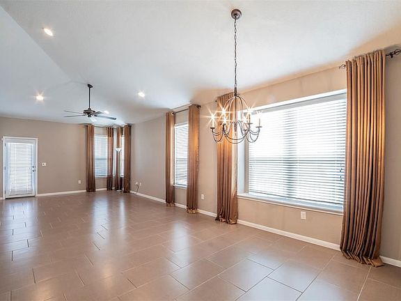 2nd image of 125 Pecanwood Ct