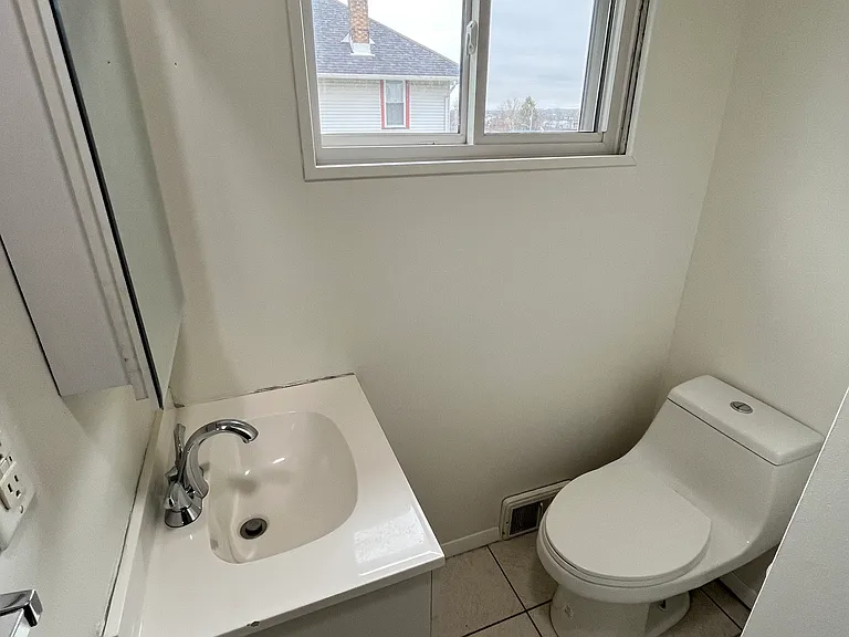 718 Virginia Ave #2 — Photo 13