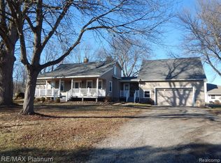 6279 N Territorial, South Lyon, MI 48178