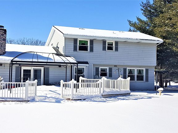 2nd image of N6390 Long Meadow Dr