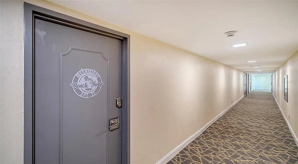 2 bed, 2.0 bath, 1435 sqft, $9,000 — Photo 3
