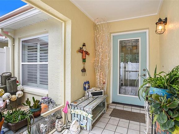 4th image of 2771 Summerdale Dr APT 6