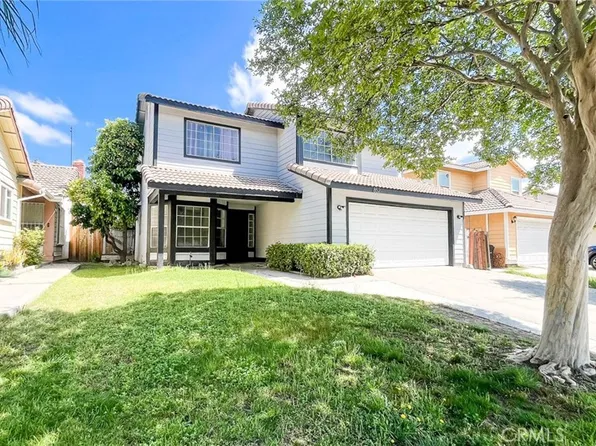 852 E Mesa Dr, Rialto, CA 92376