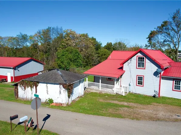 7835 Center St, Adamsville, OH 43802