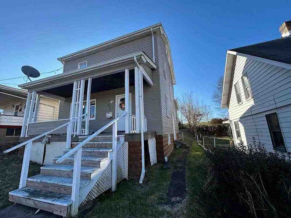 1st image of 651 S 14th St