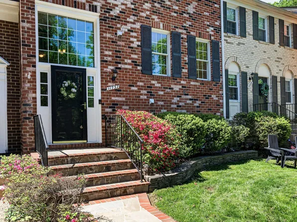11737 Dry River Ct, Reston, VA 20191
