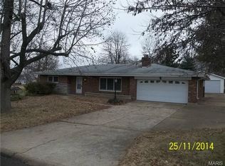 3116 Dillon Dr, Saint Louis, MO 63125