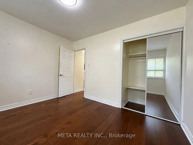 556 McCowan Rd — Photo 42