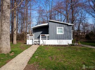 21 Keats Rd, North Brunswick, NJ 08902