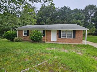1202 Melrose Dr, Burlington, NC 27217